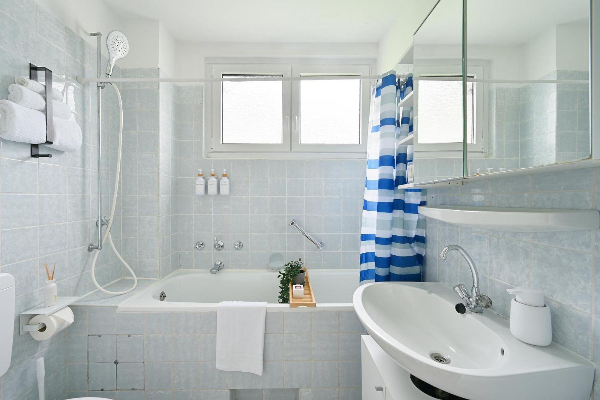 Beautiful And Stylish 1-Bedroom With Kitchen And King Size Bed วุปปาทัล ภายนอก รูปภาพ